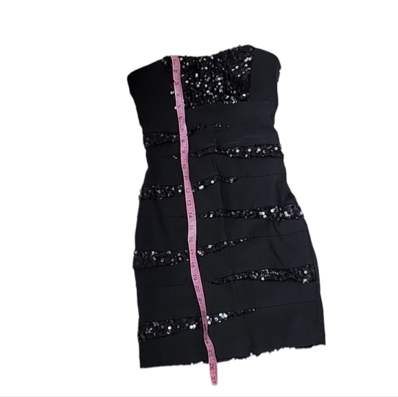 Women dress - Picture 1 of 5